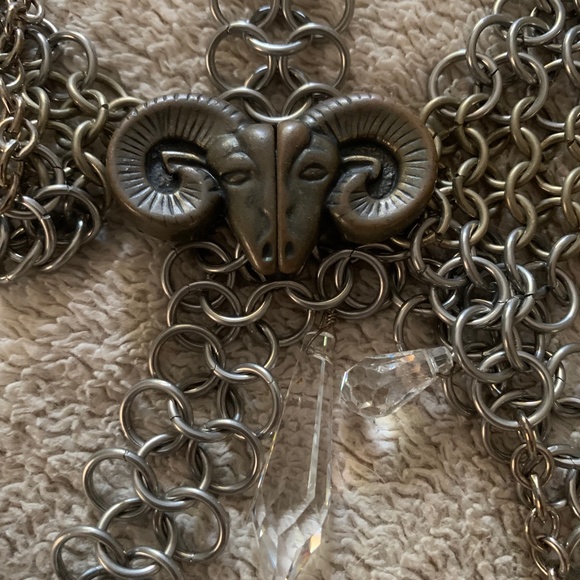 VINTAGE silver chain and crystals bra - Picture 7 of 10